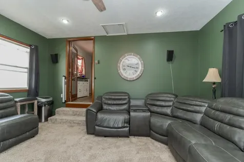 908 East Chestnut Street Pontiac IL 61764
