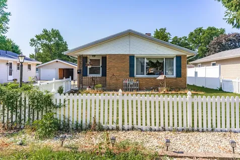 908 East Chestnut Street Pontiac IL 61764