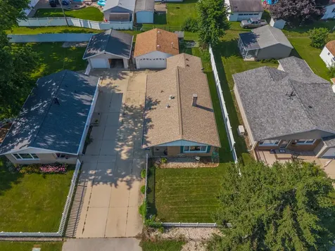 908 East Chestnut Street Pontiac IL 61764