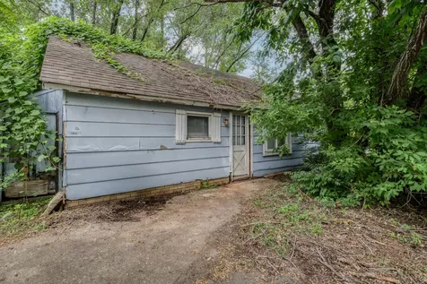 16338 New Avenue Lemont IL 60439