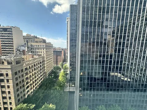 253 East Delaware Place Chicago IL 60611