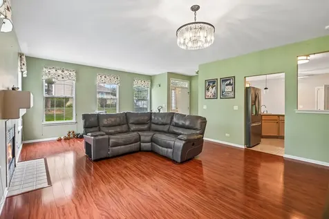 519 King Avenue East Dundee IL 60118