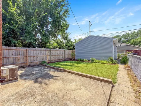 8864 South Winchester Avenue Chicago IL 60620