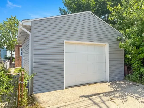 8864 South Winchester Avenue Chicago IL 60620