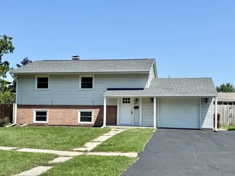 621 West 8th Street Belvidere IL 61008