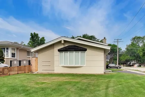3 West White Oak Street Arlington Heights IL 60005