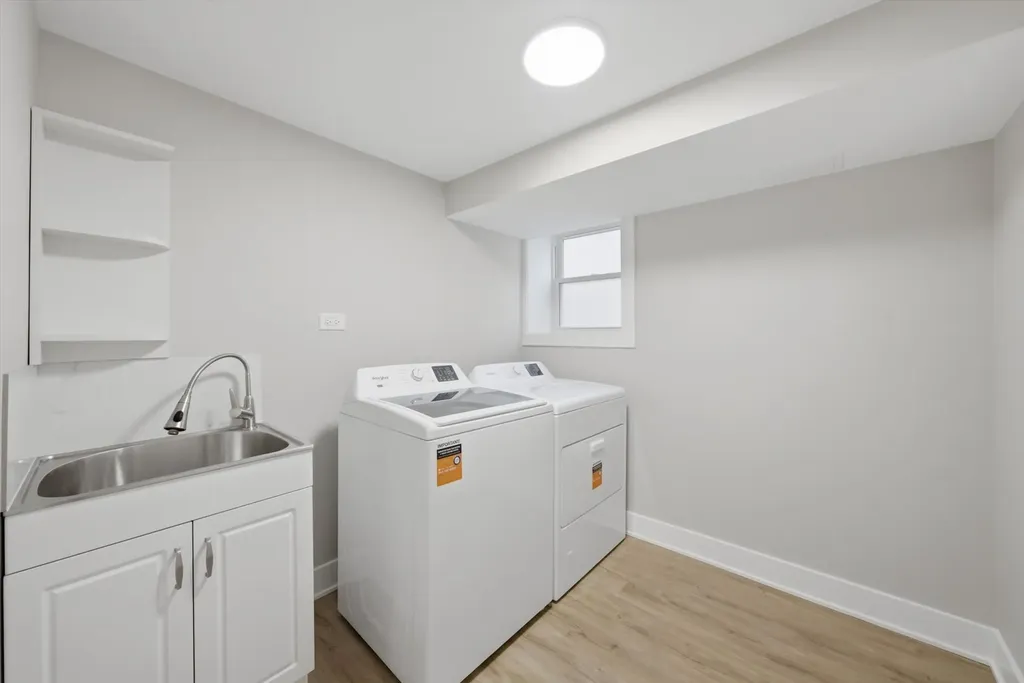 5750 South Oak Park Avenue Chicago IL 60638