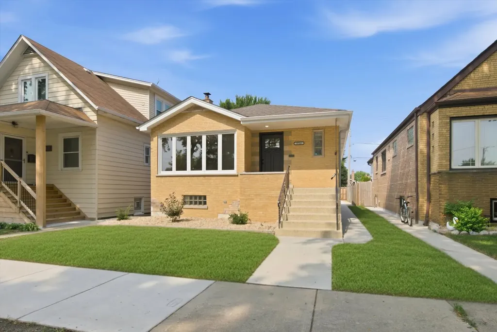 5750 South Oak Park Avenue Chicago IL 60638