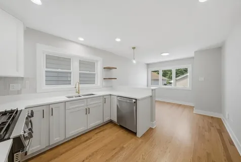 5750 South Oak Park Avenue Chicago IL 60638