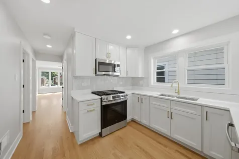 5750 South Oak Park Avenue Chicago IL 60638