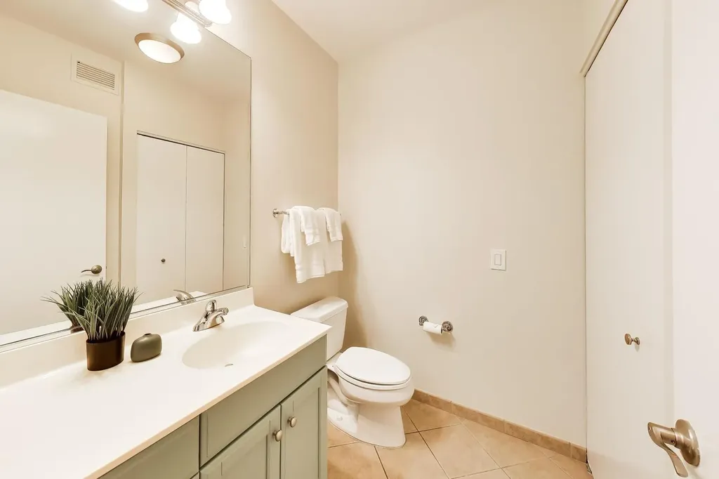 25 East Superior Street Chicago IL 60611