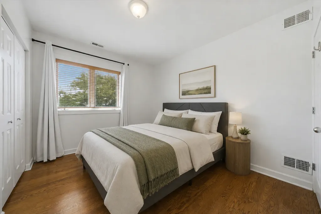 3801 North Kedzie Avenue Chicago IL 60618