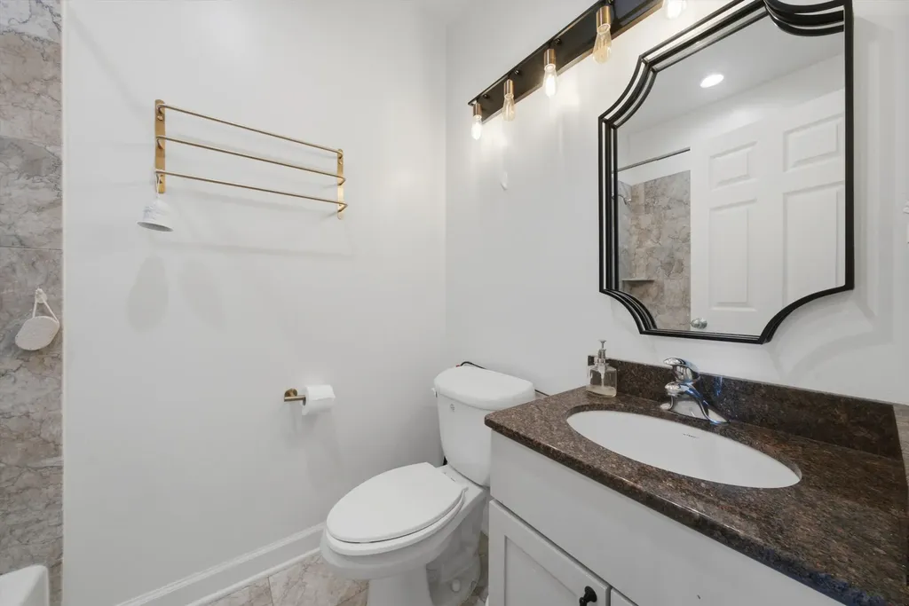 3801 North Kedzie Avenue Chicago IL 60618