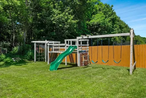 230 English Lane Winthrop Harbor IL 60096