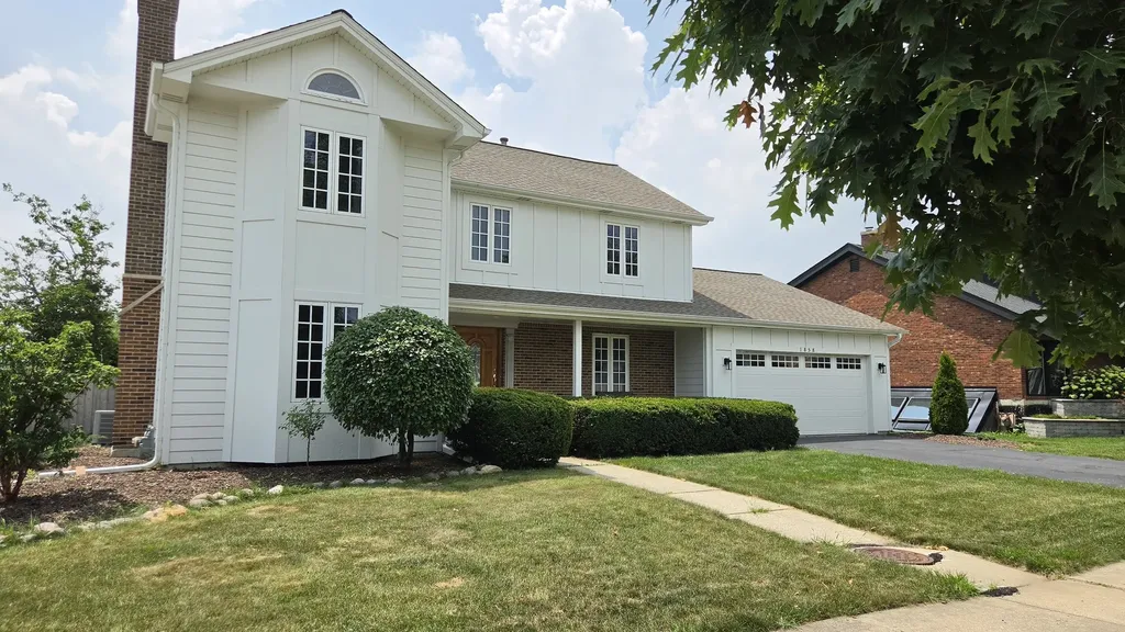 1858 Princeton Circle Naperville IL 60565