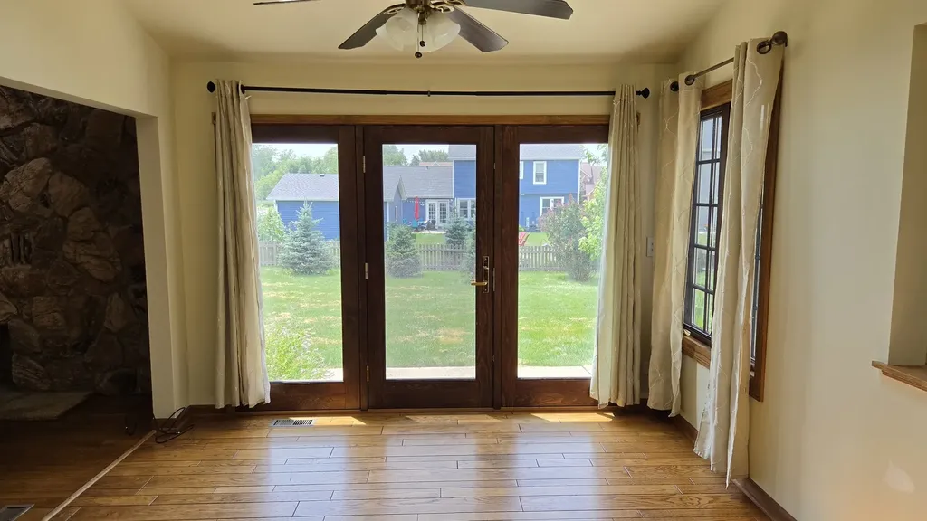 1858 Princeton Circle Naperville IL 60565