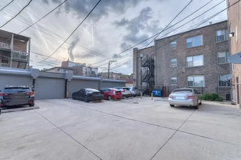 4224 South King Drive Chicago IL 60653