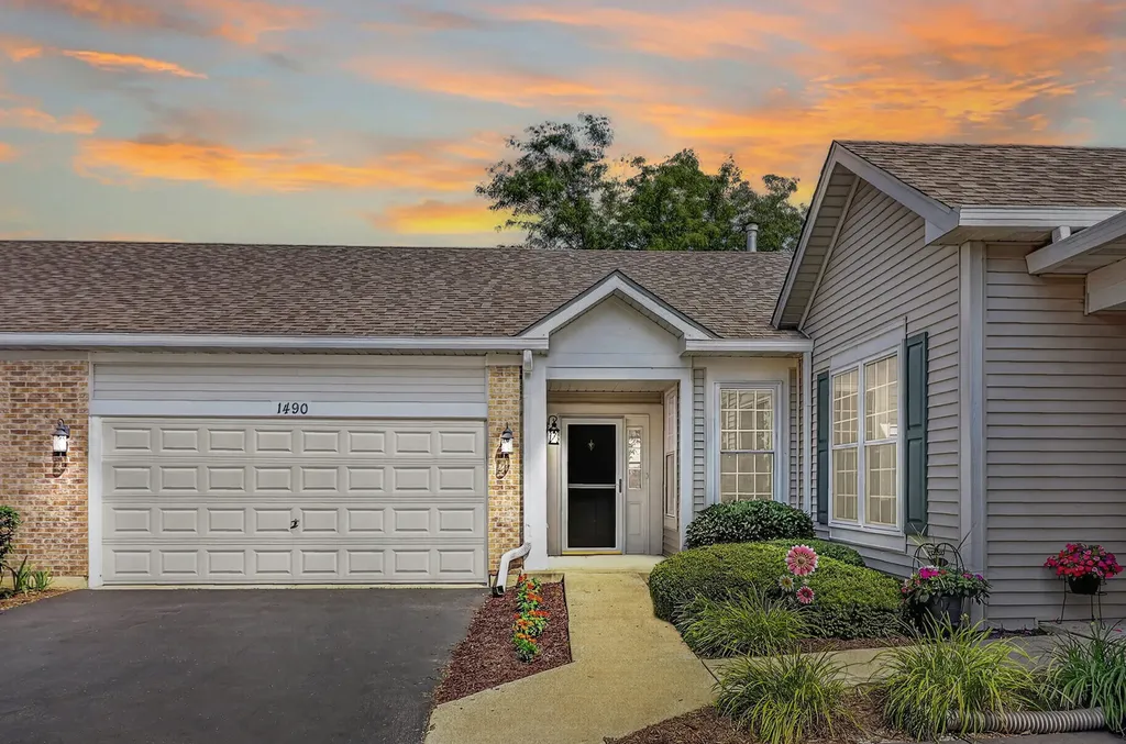1490 West Ludington Circle Romeoville IL 60446