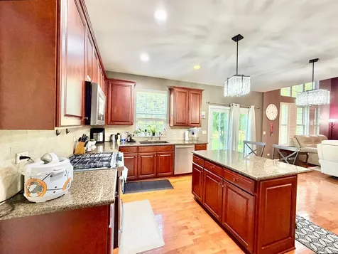 37061 North Bonnie Brae Road Lake Villa IL 60046