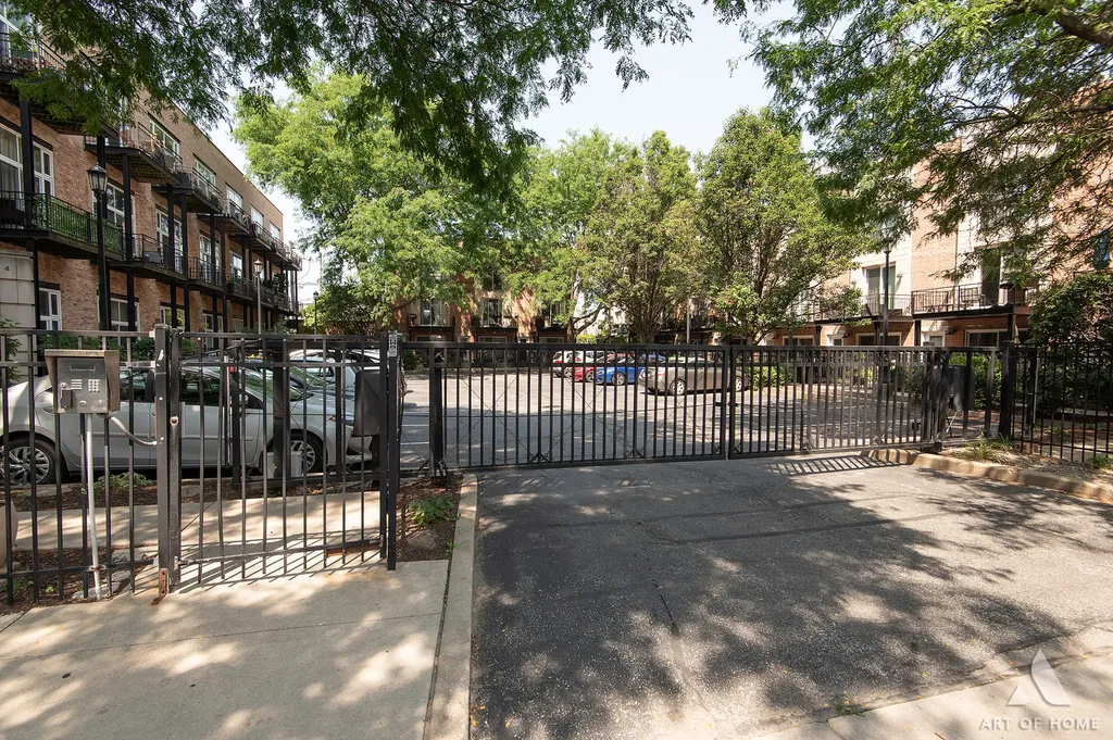 1844 South Michigan Avenue Chicago IL 60616