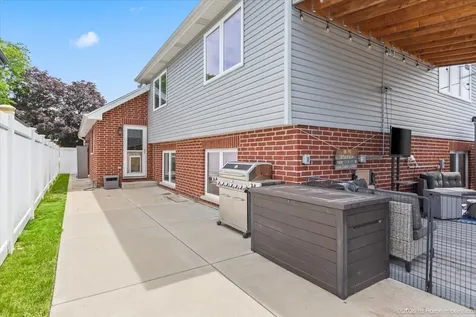 10132 South Keeler Avenue Oak Lawn IL 60453