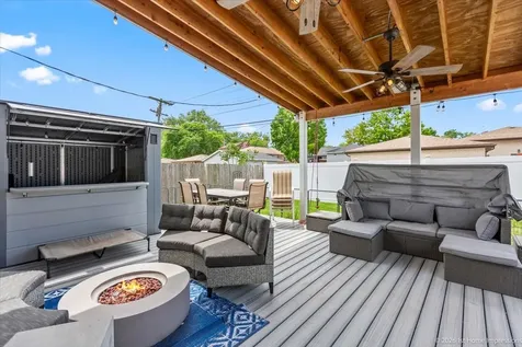 10132 South Keeler Avenue Oak Lawn IL 60453
