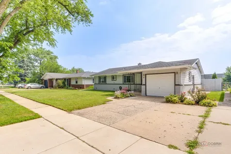 5 Wildwood Road Elk Grove Village IL 60007
