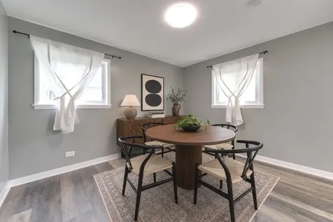 5 Wildwood Road Elk Grove Village IL 60007