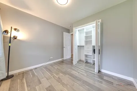5 Wildwood Road Elk Grove Village IL 60007