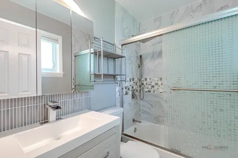 5 Wildwood Road Elk Grove Village IL 60007