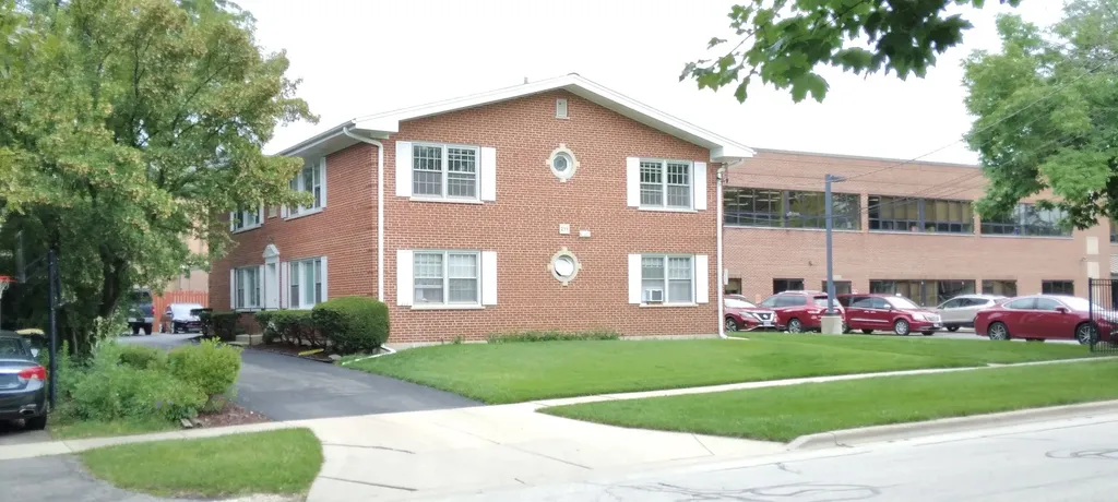 211 North Bothwell Street Palatine IL 60067
