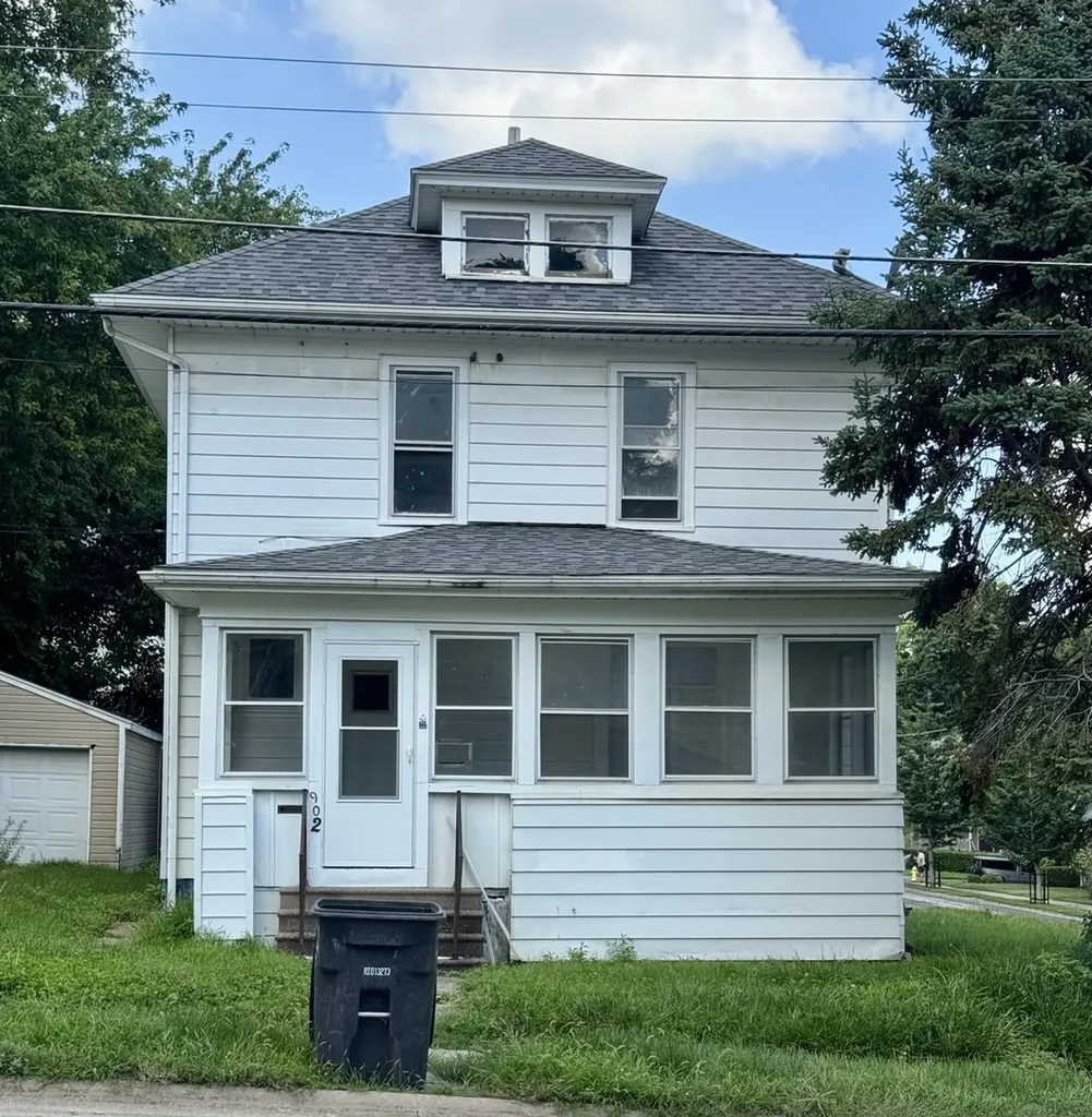 902 44TH Street Rock Island IL 61201