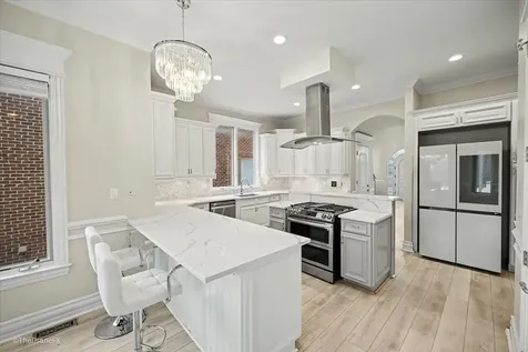 7381 South Madison Street Burr Ridge IL 60527