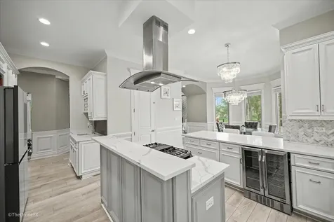 7381 South Madison Street Burr Ridge IL 60527