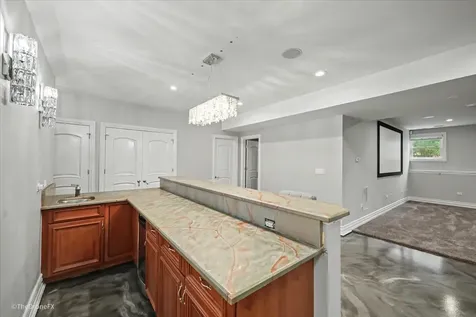 7381 South Madison Street Burr Ridge IL 60527