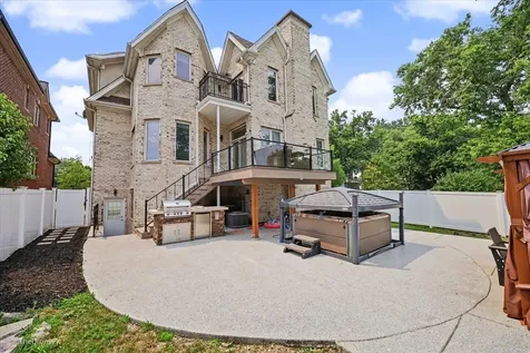 7381 South Madison Street Burr Ridge IL 60527
