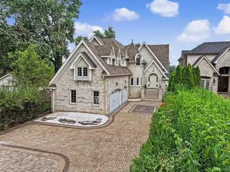 7381 South Madison Street Burr Ridge IL 60527