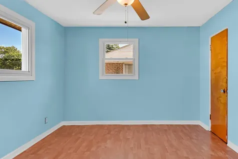 17044 Burnham Avenue Lansing IL 60438