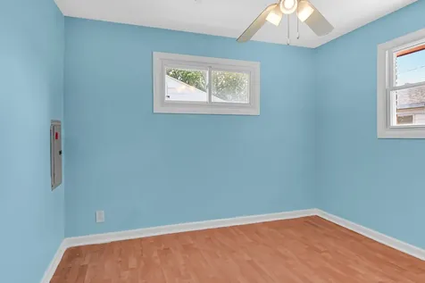 17044 Burnham Avenue Lansing IL 60438