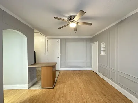 434 West Wellington Avenue Chicago IL 60657