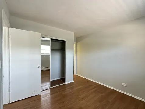 4547 North Dover Street Chicago IL 60640