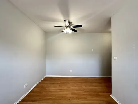 4547 North Dover Street Chicago IL 60640