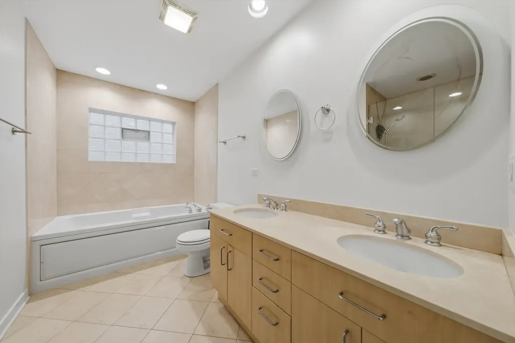 2623 West Belmont Avenue Chicago IL 60618