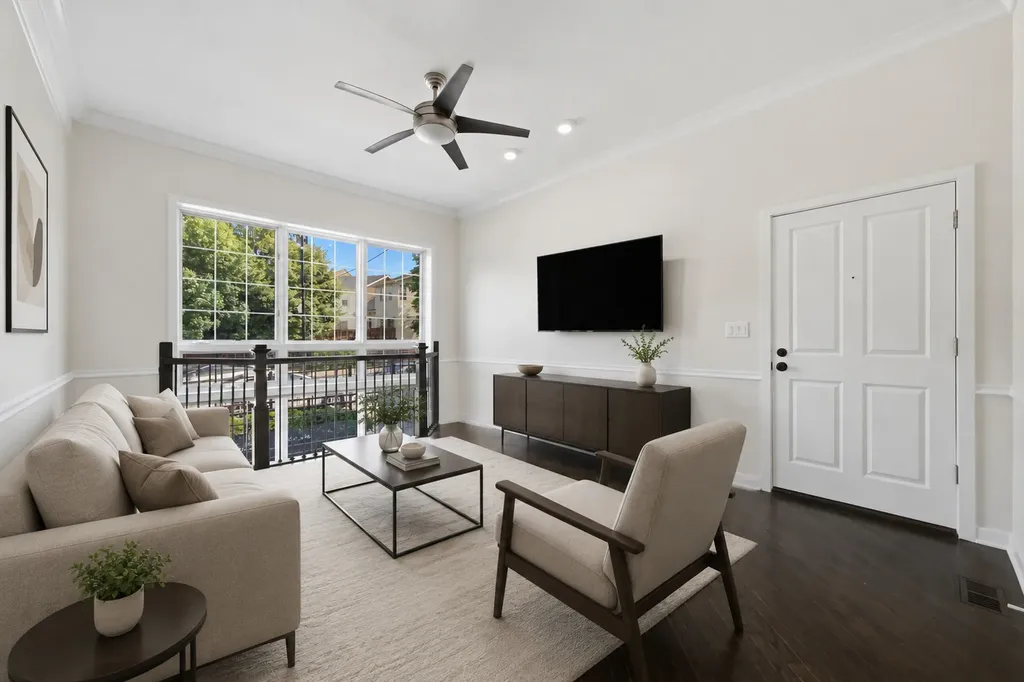 2623 West Belmont Avenue Chicago IL 60618