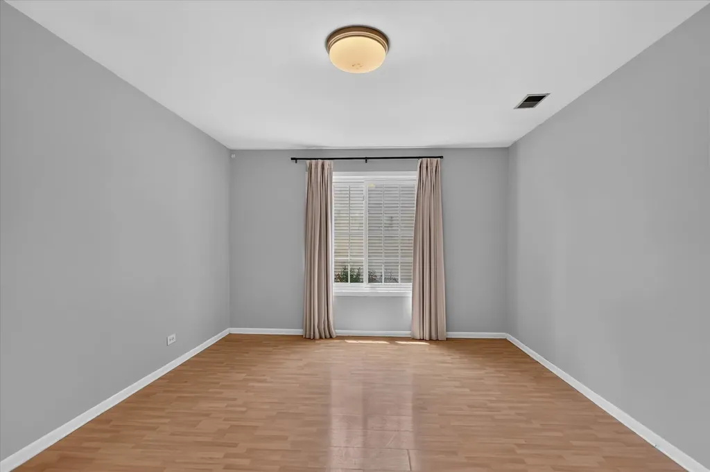 901 Ashford Lane Westmont IL 60559