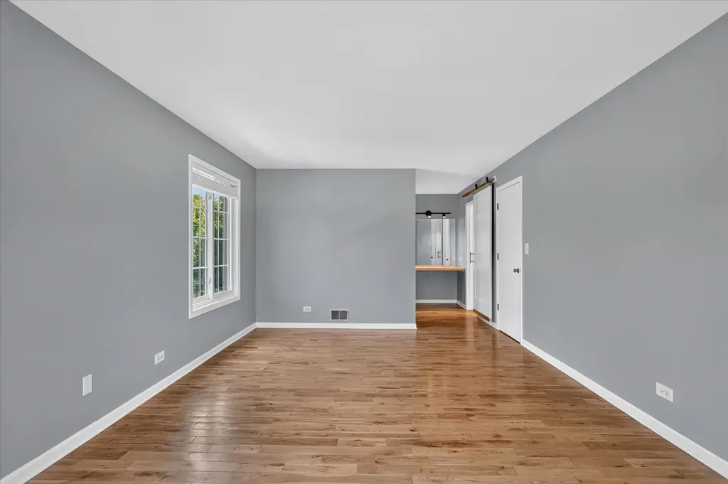 901 Ashford Lane Westmont IL 60559