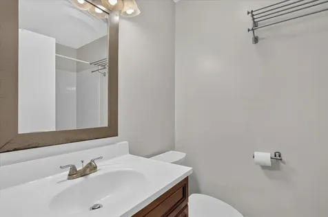 901 Ashford Lane Westmont IL 60559
