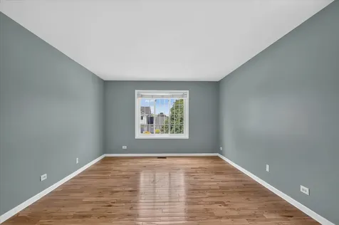 901 Ashford Lane Westmont IL 60559