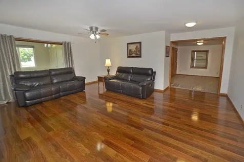 704 Fort Street Ottawa IL 61350