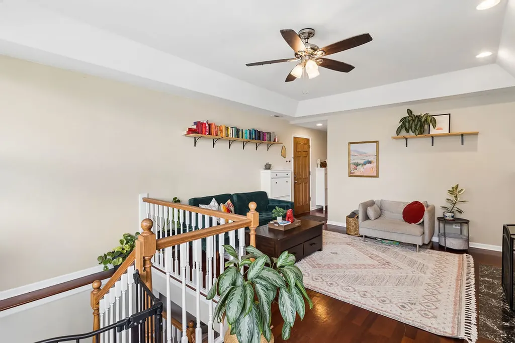4410 North Sacramento Avenue Chicago IL 60625